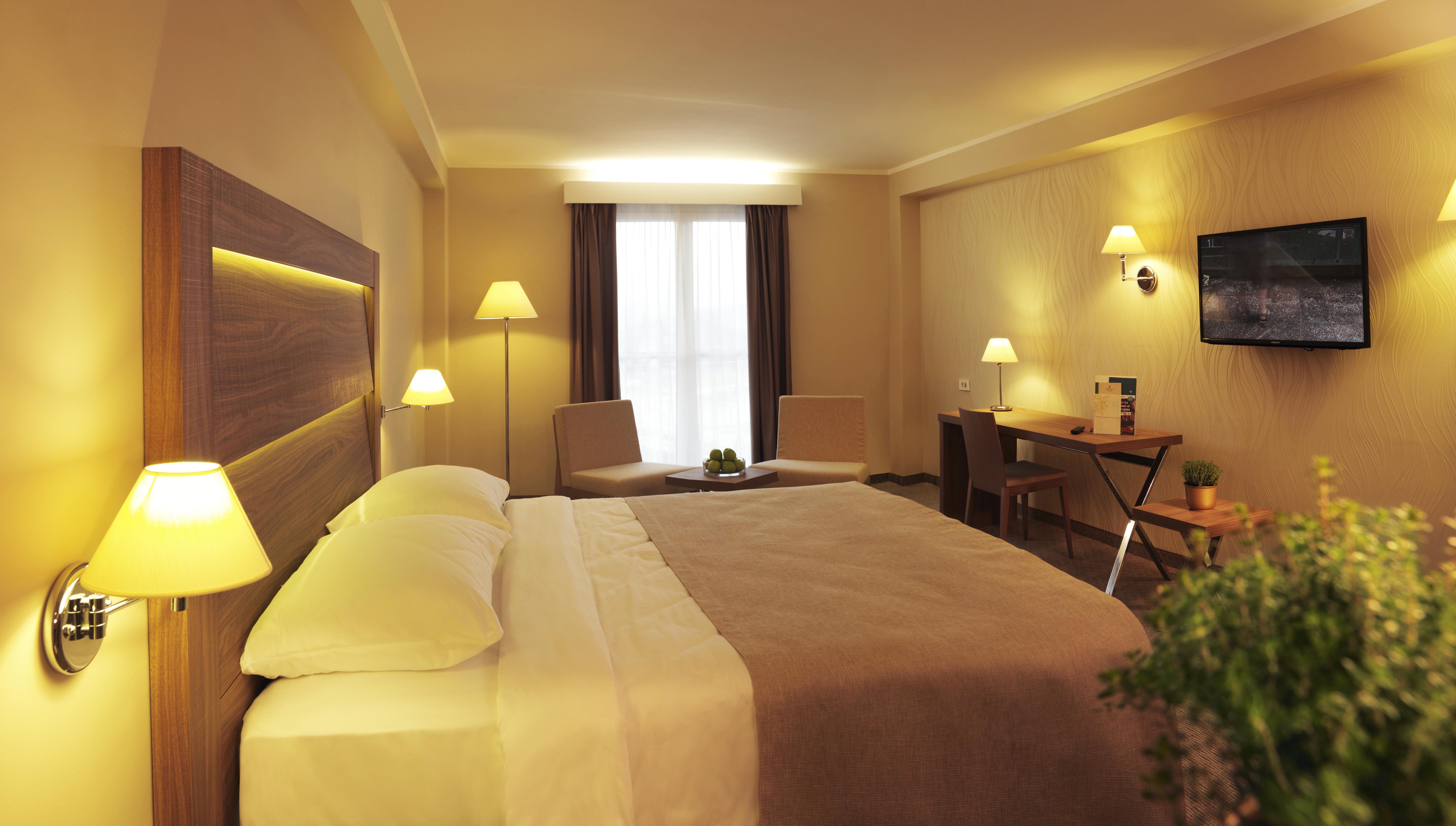Wellness Hotel Apollo - Terme & Wellness Lifeclass ปอร์โตรอซ ภายนอก รูปภาพ
